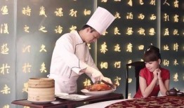 大连爆料老船长视频播放,老船长揭秘海上传奇故事