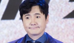 沈腾爆料新恋情视频播放,新欢甜蜜互动引网友热议